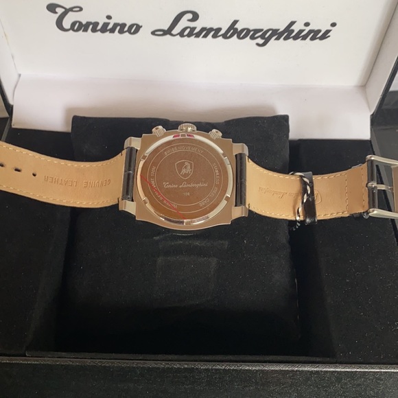 🎁Tonino Lamborghini Watch🎁 - Picture 4 of 6